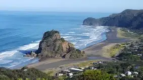 Auckland - Best of Both Worlds City And Nature Tour