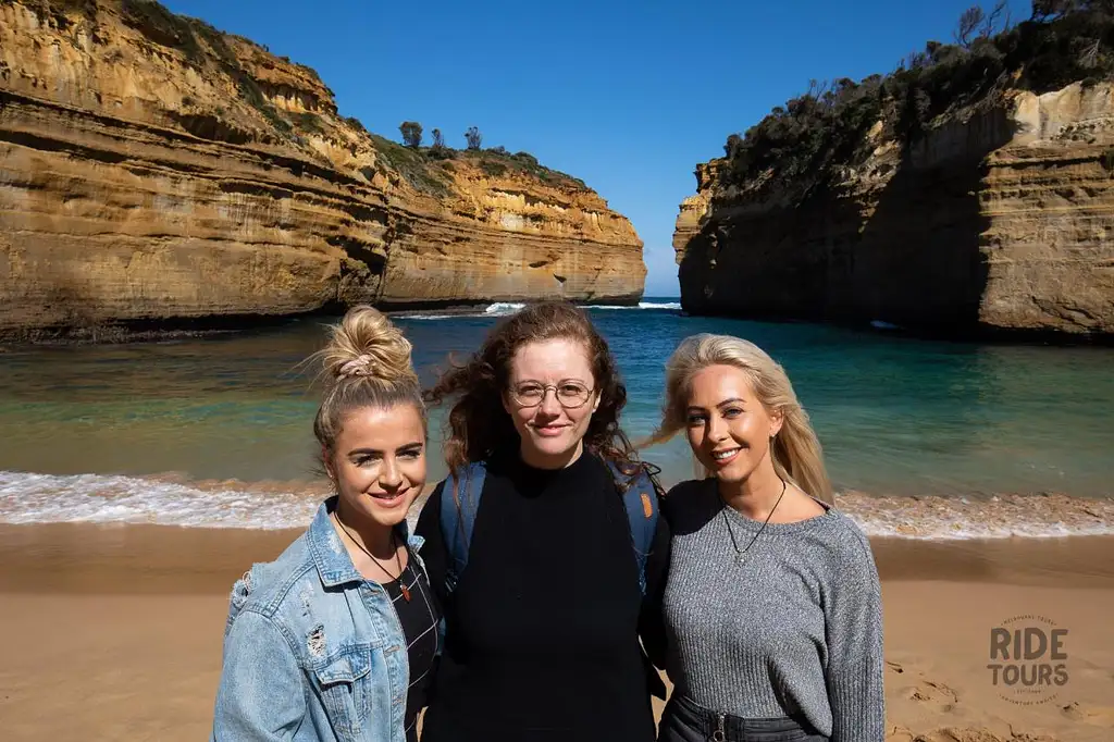 2 Day Great Ocean Road and Wildlife Tour for Backpackers aged 18-35