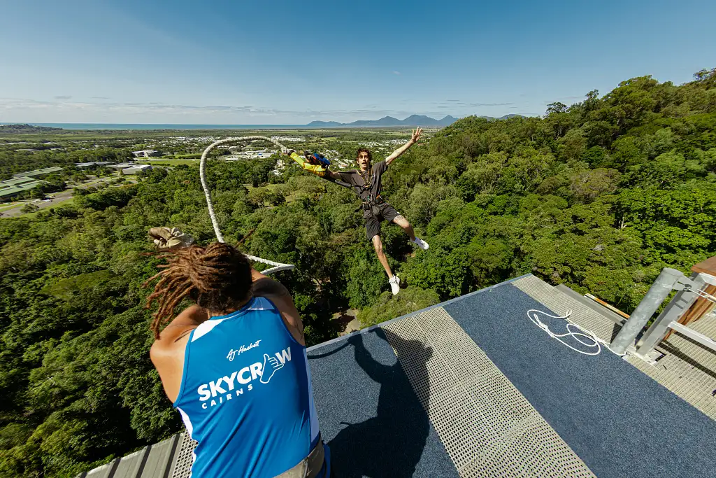 Bungy Roof Jump Combo | Skypark Cairns