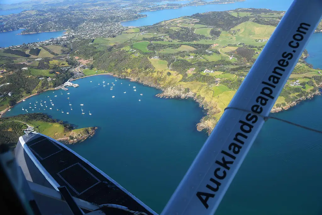 Gulf Island Scenic Flight Tour From Auckland