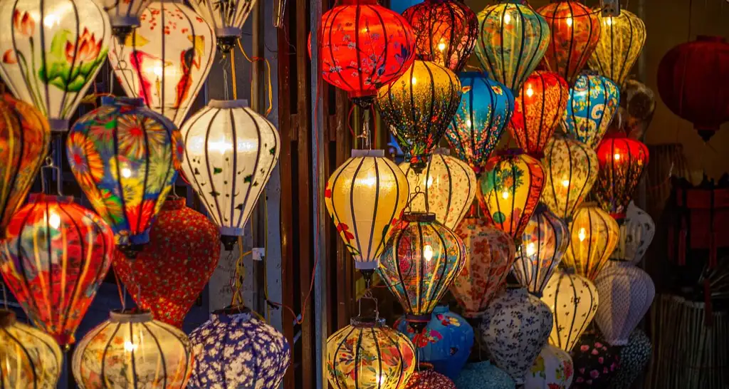 8 Day North & Central Vietnam - Hanoi to Hoi An | G Adventures 18 to 35's
