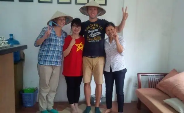 Conical Hat Workshop (Non La)