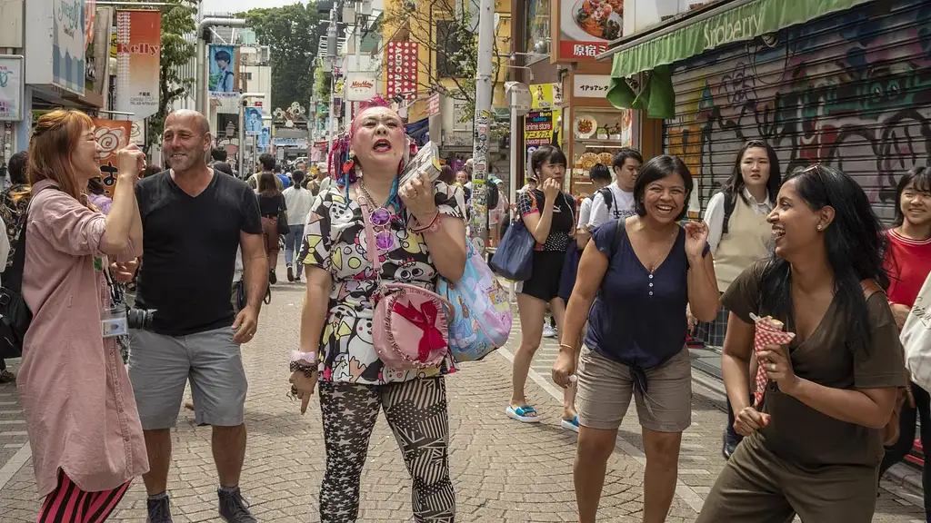 6 Day Japan: Tokyo Nights & Kyoto Temples | G Adventures 18 to 30somethings