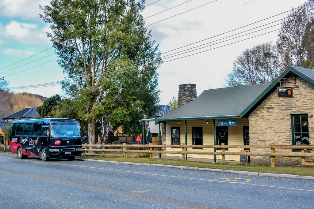 Queenstown Hop-on Hop-off Beer Night Tour