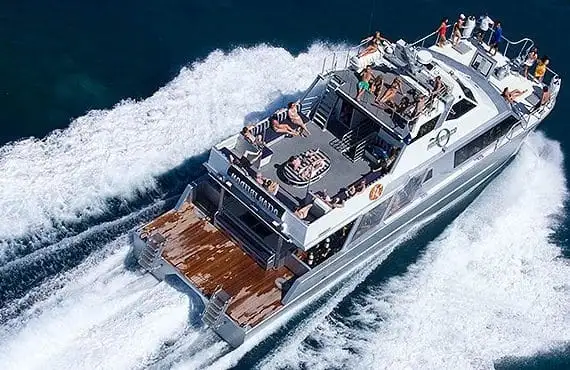Ocean Freedom Snorkel Tour - Outer Great Barrier Reef
