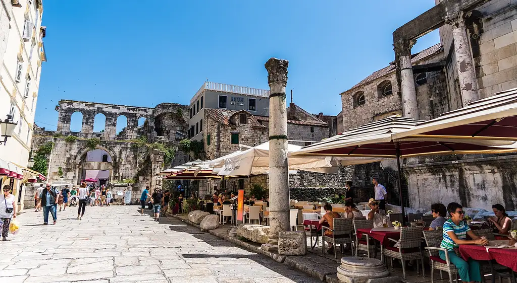 14 Days The Dalmatian Coast: Croatia, Corfu & Medieval Cities | G Adventures 18-35's
