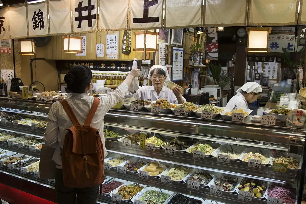 Food Tour In Kyoto Nishiki Market | Guided Tour