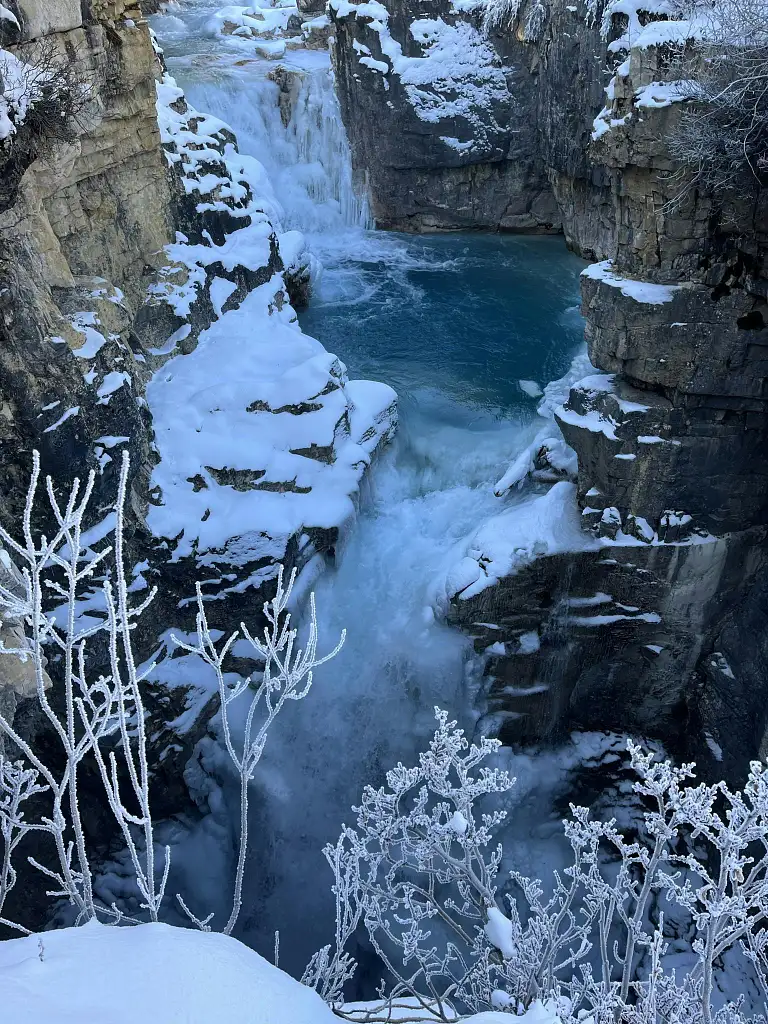 Kootenay National Park Full-day Tour | From Calgary