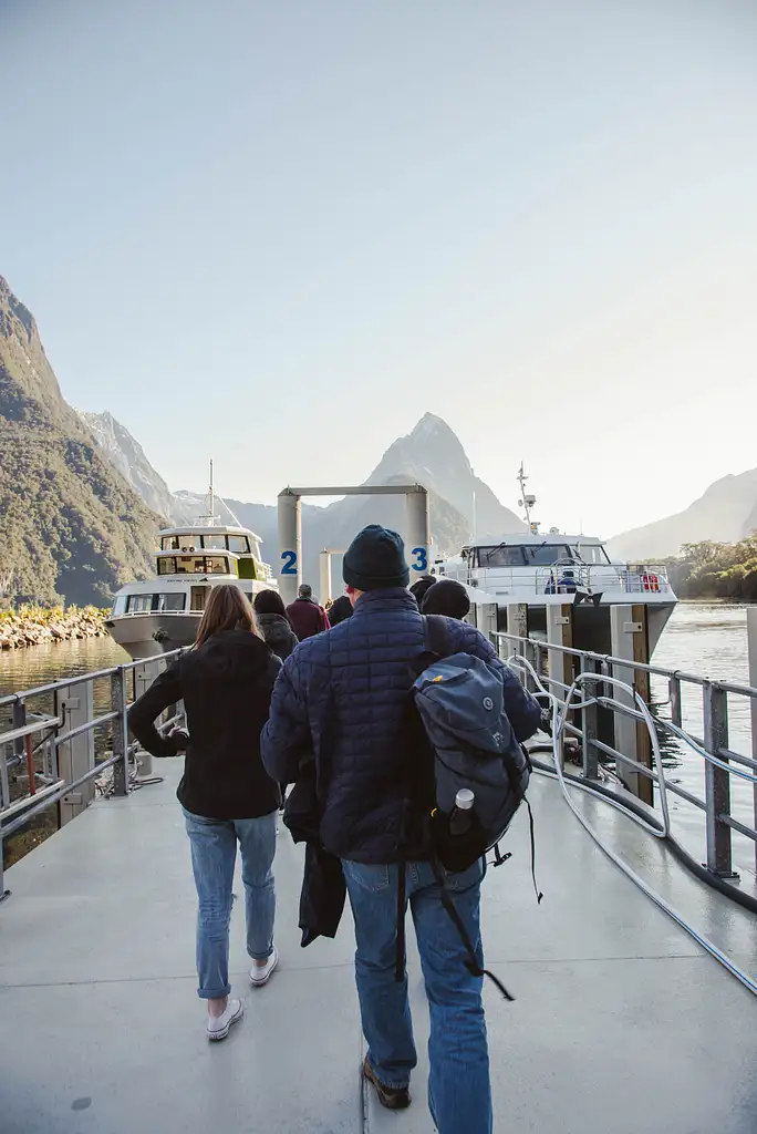 Milford Sound Glass Roof Scenic Tour with Cruise & Helicopter Flight