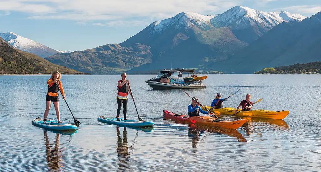 Wanaka Kayak/Paddleboard & Cruise from Ruby Island