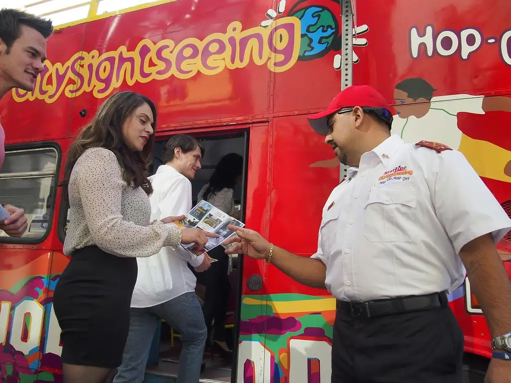 24-Hour Los Angeles Hop-On Hop-Off City Tour