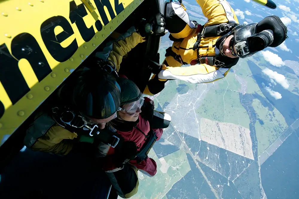 Taupo Tandem Skydiving - 12,000 or 15,000 Ft