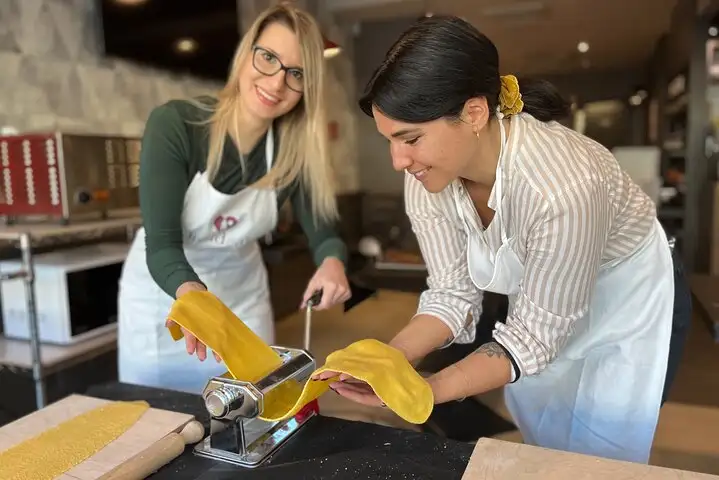 1-hour Pasta-making Class In Rome