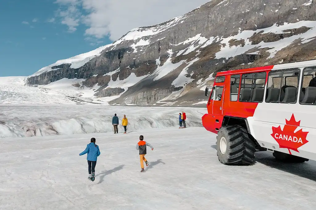 Columbia Icefield Full-day Adventure Tour | From Calgary