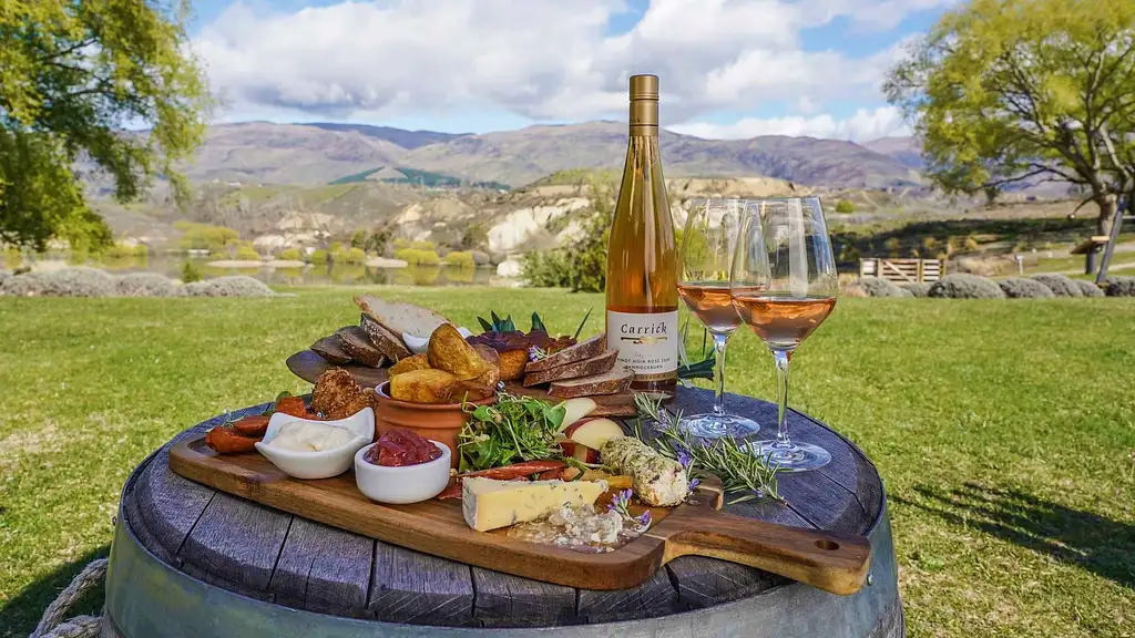 Queenstown Jet Boat & Boutique Wine Tour