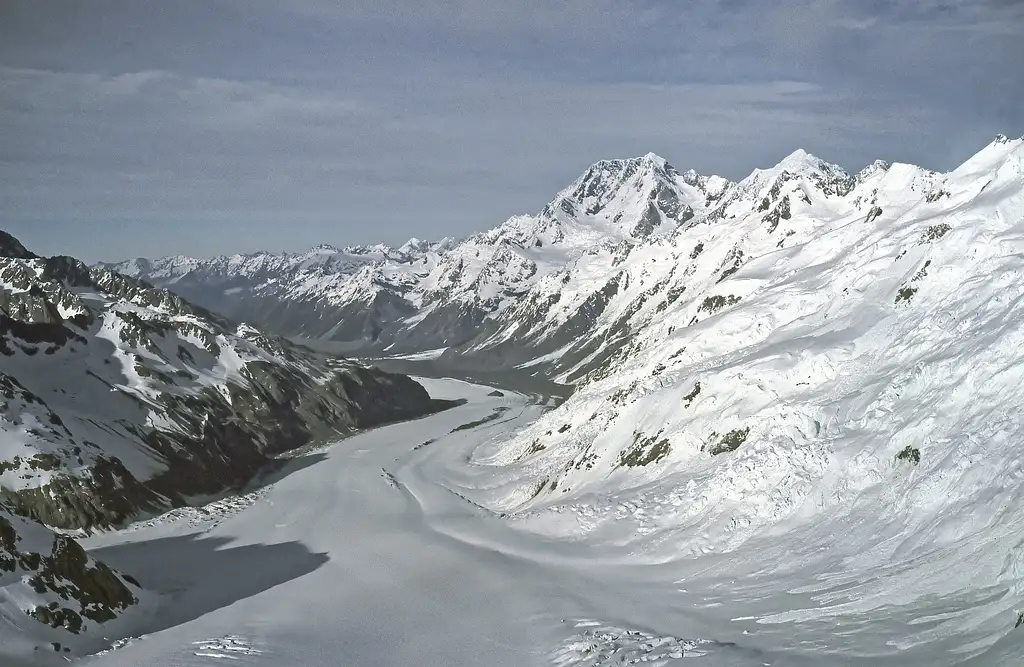 8 Day NZ Southern Crossing Small Group Tour | Kiwi Experience