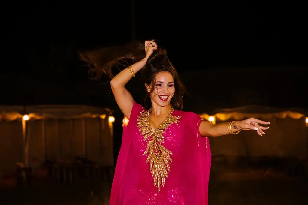 Abu Dhabi desert safari with BBQ, camel ride and sandboarding