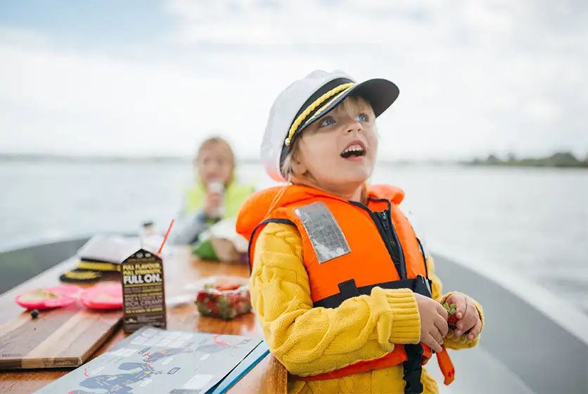 Gold Coast GoBoat Hire | Electric Picnic Boat