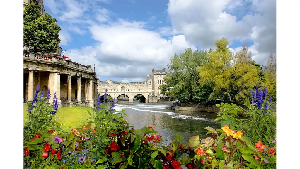 Full Day Stonehenge & Bath Tour