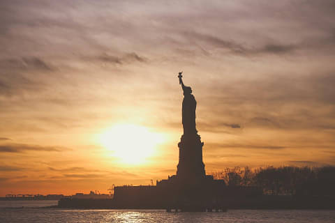 Fully Guided Statue Of Liberty, Ellis Island, Ground Zero & 9/11 Memorial Tour