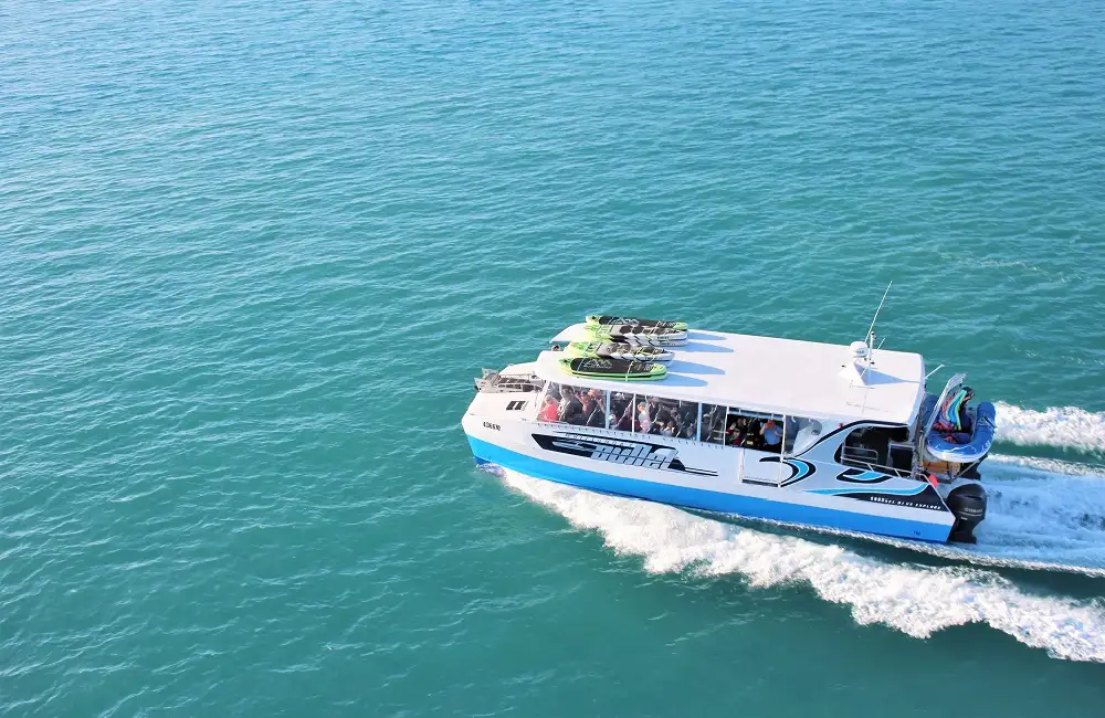 Fly & Cruise Whitsundays Day Tour