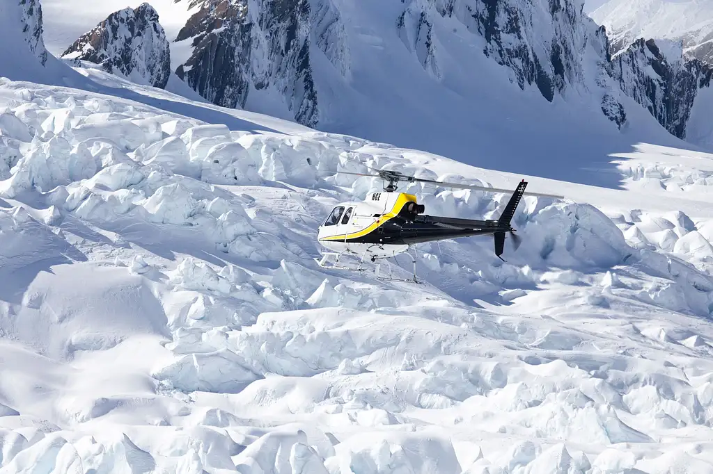 Franz Josef 20 Minute Scenic Flight with Snow Landing