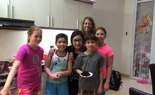 Dessert Making With A Celebrated Local Streetfood Stall-Owner