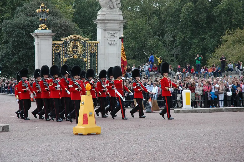 London in One Day with River Cruise & London Eye