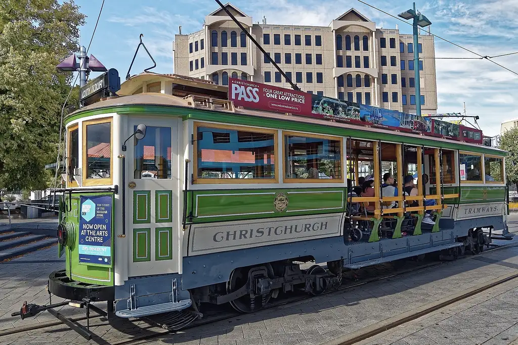 8 Day NZ Southern Crossing Small Group Tour | Kiwi Experience