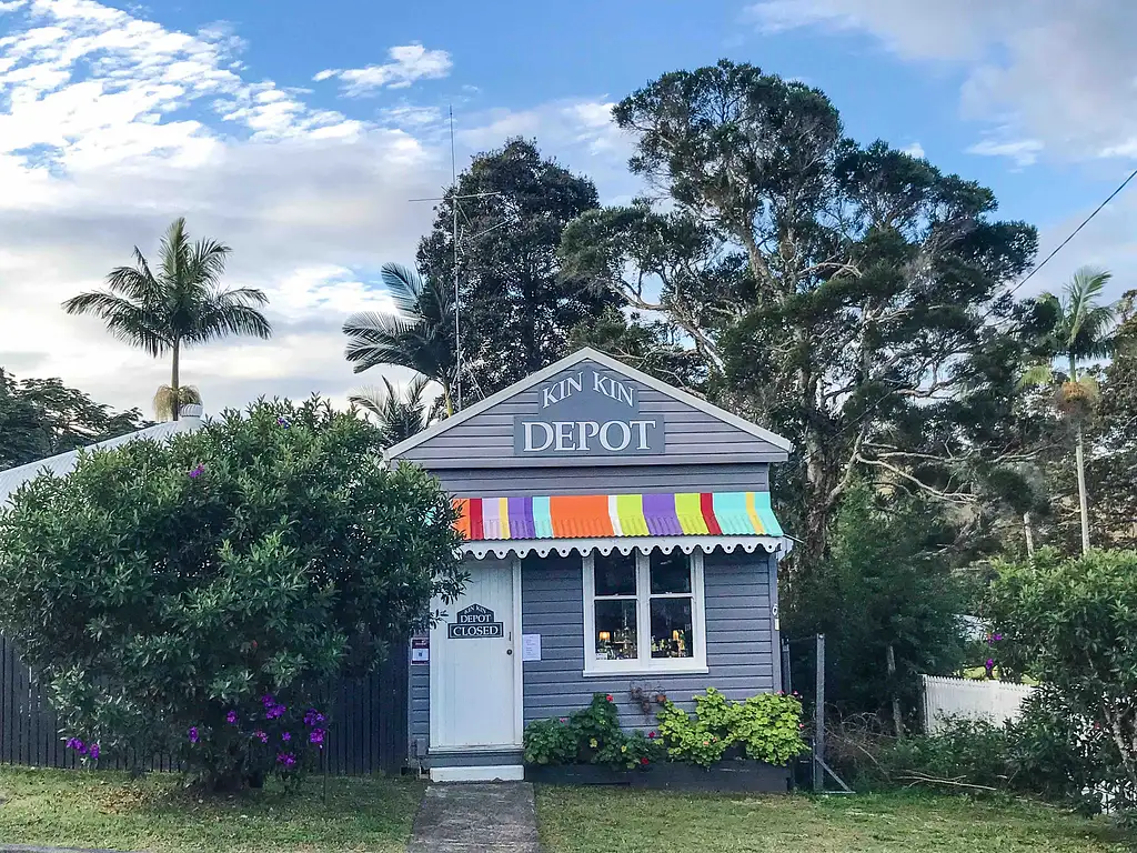 Noosa Hinterland with Gourmet lunch & Wine tasting - Day Tour