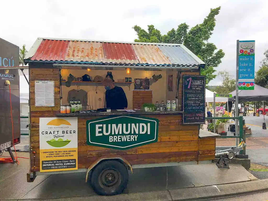 Eumundi Markets Tour Deluxe with VIP Access and Gourmet Lunch (Premium Private Tour)