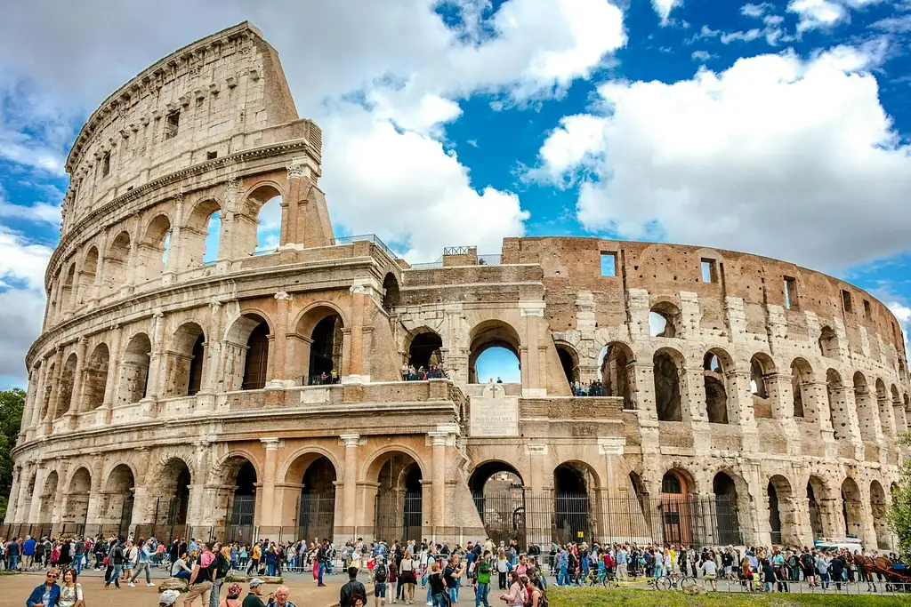 Colosseum & Roman Forum Small-Group Tour With A Local Guide