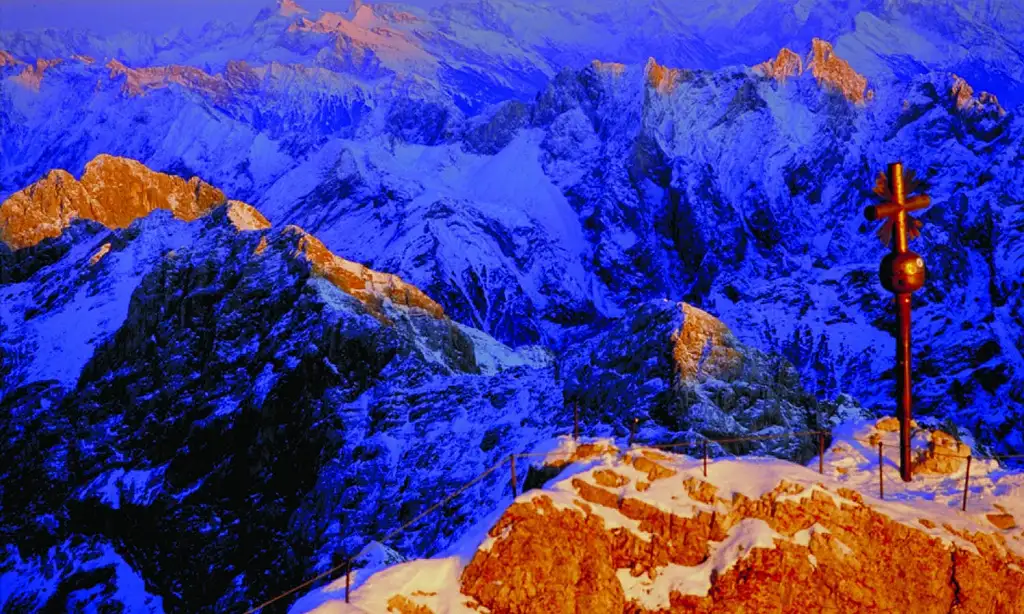 Ettal Monastery and Zugspitze Day Tour