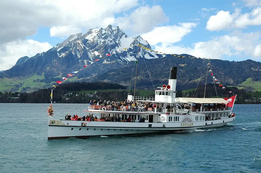 Pilatus Half-day Golden Round Trip from Lucerne in Summer