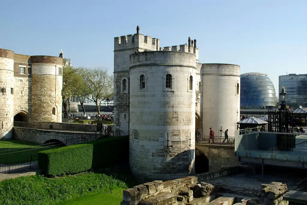 Tower of London and Private Audience With Beefeater Guard | Private Tour