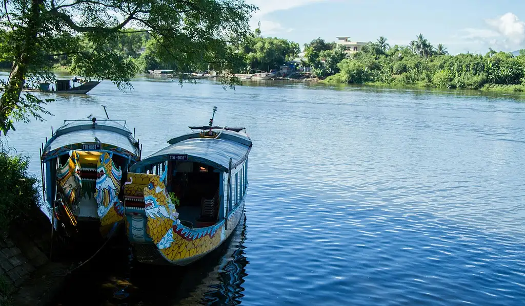Half-day Tour Hue Imperial City and Boat Trip on the Perfume River
