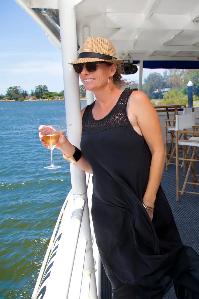 Rum Runner Cruise to Husk Distillery