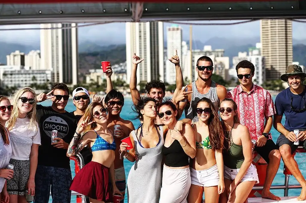 Oahu : Glass Bottom Boat Tour in Waikiki