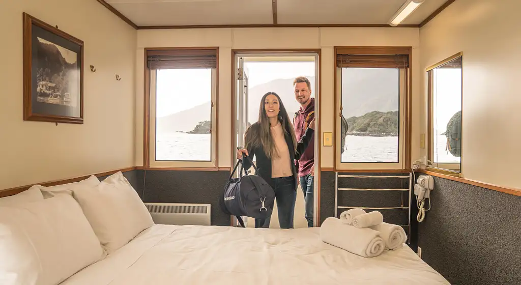 Doubtful Sound Overnight Cruise (1 Night)