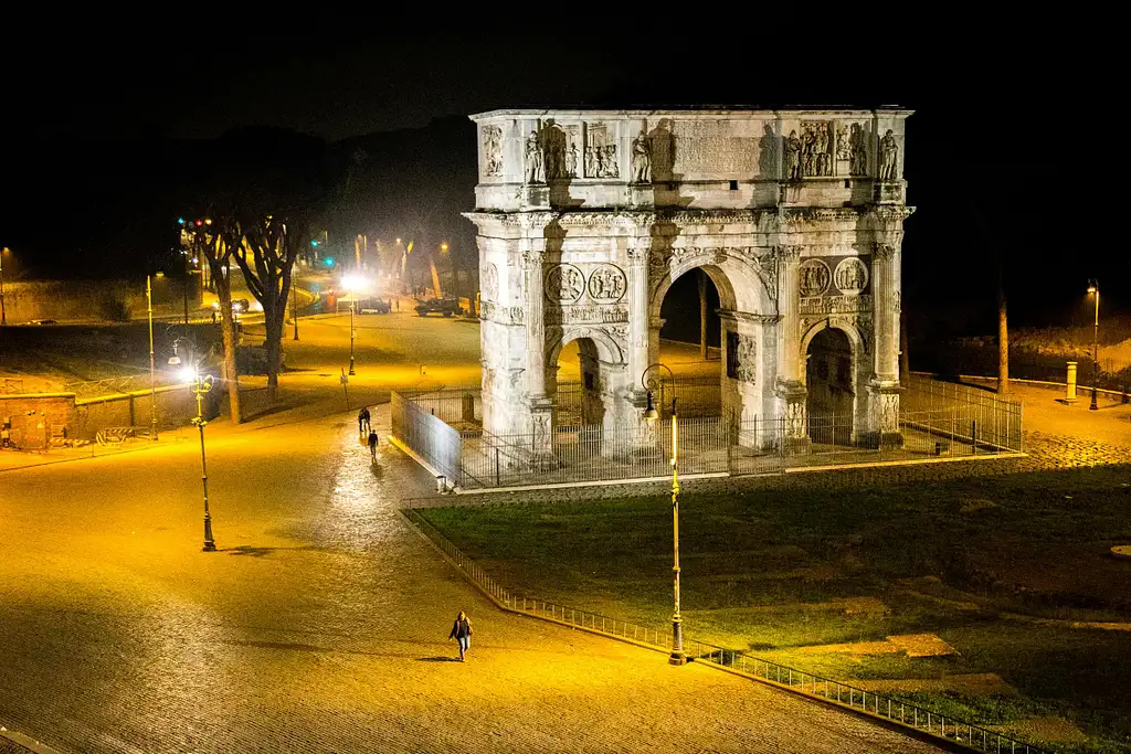 Special Visit By Evening: Colosseum Tour With Arena Floor