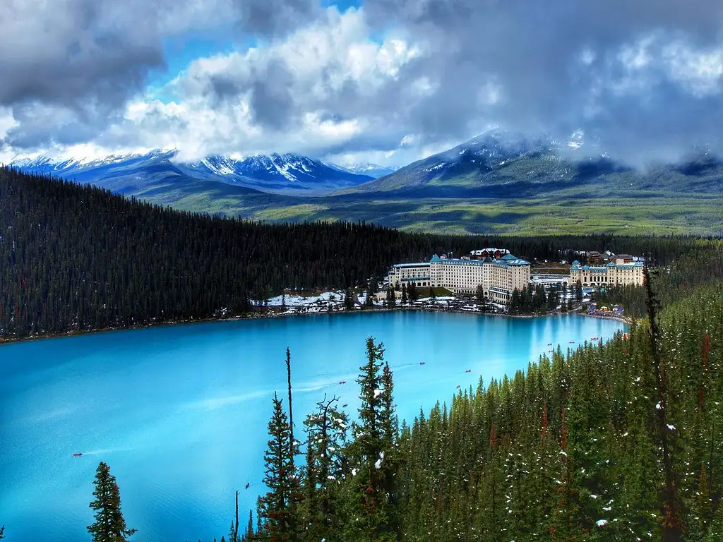 Lake Louise, Yoho National Park And Moraine Lake Tour | From Calgary
