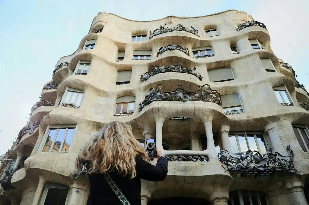Best Of Gaudí Walking Tour With A Local Guide | Private Tour