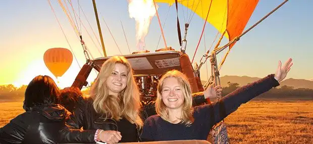 Brisbane Classic Ballooning & Vineyard Breakfast | Self Drive