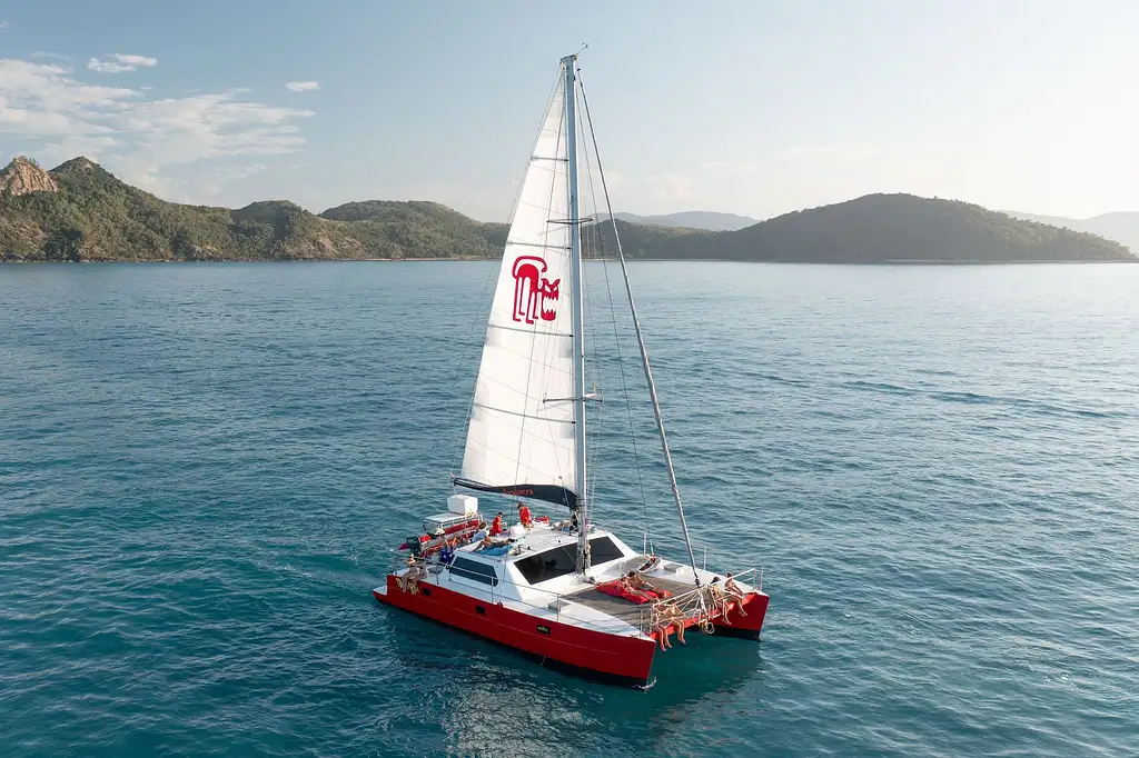 Whitsundays Day Sail Tour Onboard Tongarra