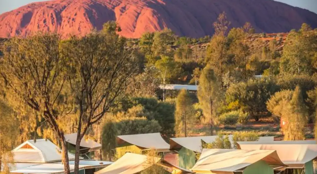 Start Alice Springs or Uluru 3 Day 2 Night Tent Accommodated Tour (Goanna)