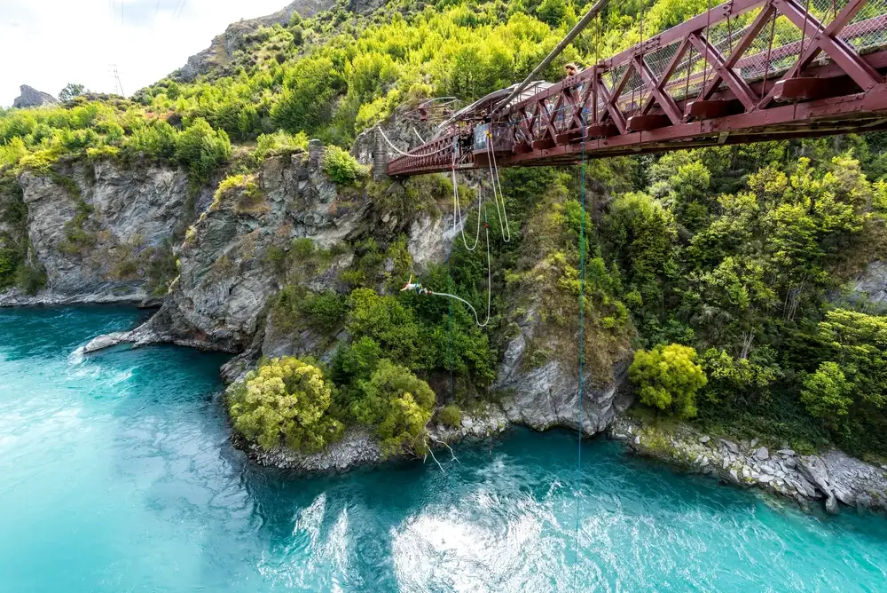 Queenstown to Christchurch Via Mt Cook Day Tour
