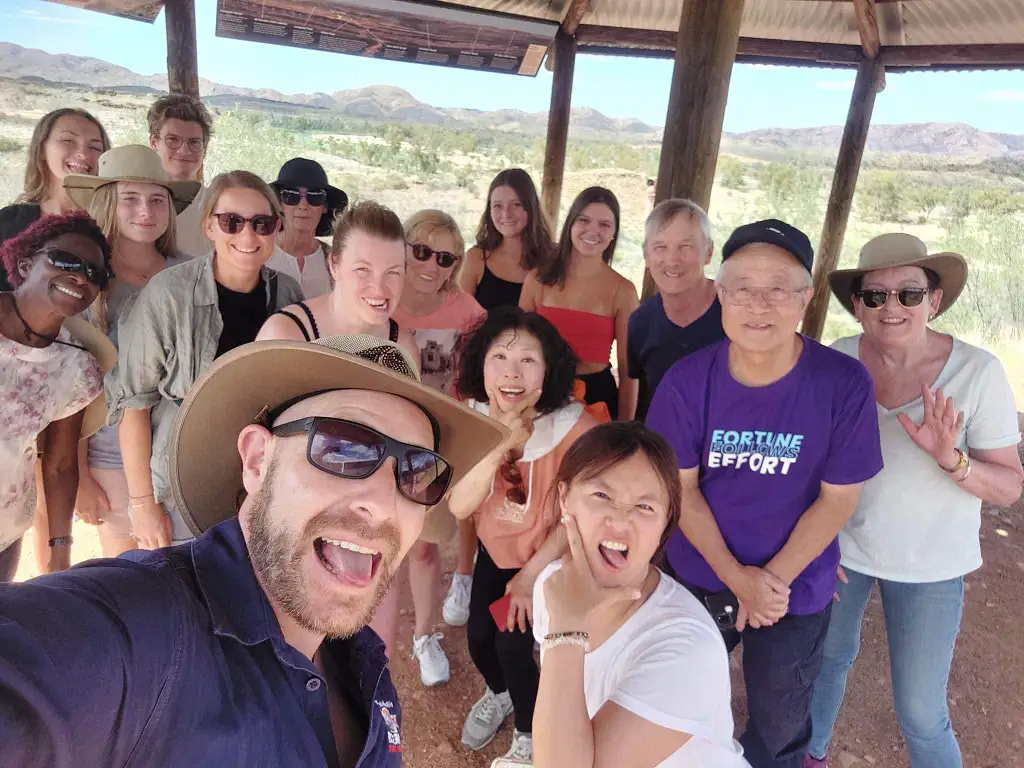 Uluru Coach Transfer | Alice Springs to Ayers Rock Resort