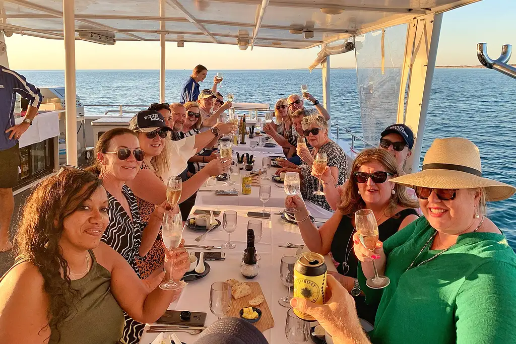 Broome Sunset, Seafood & Pearling Cruise
