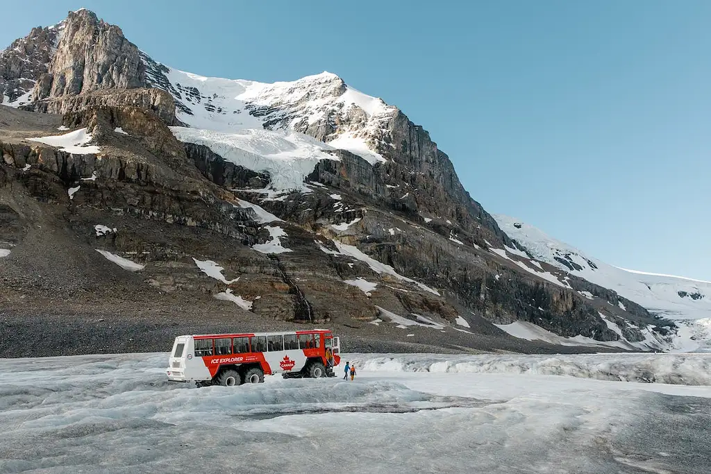 Columbia Icefield Full-day Adventure Tour | From Calgary