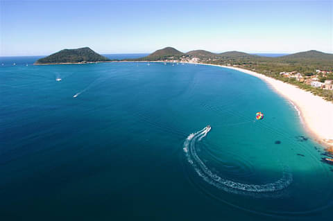 things to do in port stephens